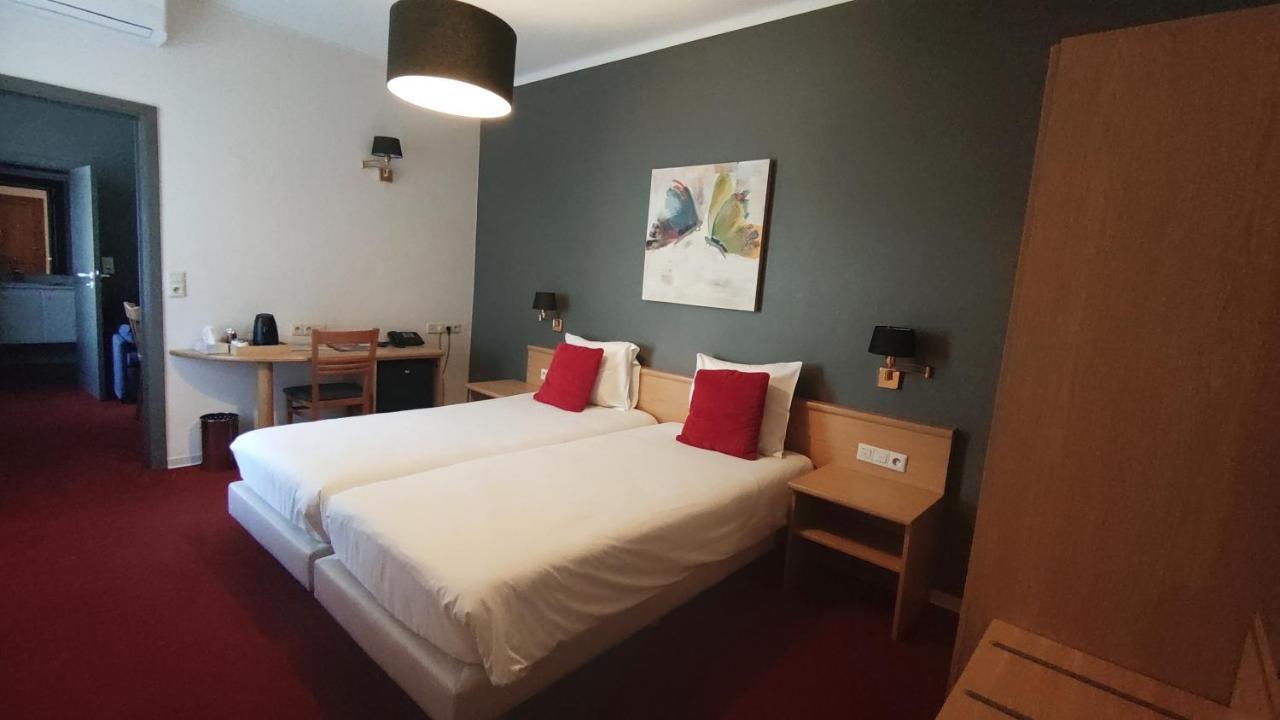 La Chrysalide Hotel Etalle Екстериор снимка